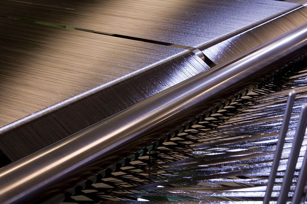Jämförelse av prestandaparameter mellan kolfiber och metall